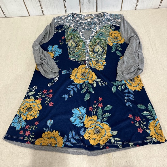 One World Blue Vibrant Floral Quarter-length Sleeve, Sz. S - Picture 1 of 16